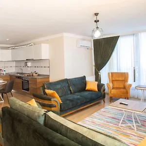 Emin Aparthotel